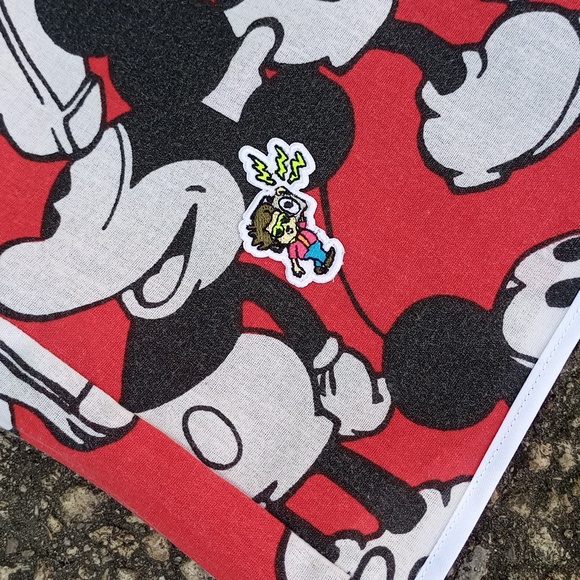 Vintage 90s Mickey Mouse Reworked Boom Box Benny Shorts UNISEX - Picture 2 of 7